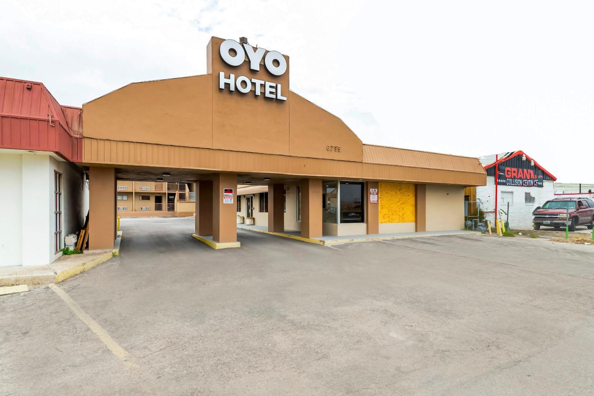 Oyo Hotel San Antonio Lackland Afb Seaworld Hwy 90 W Exterior photo